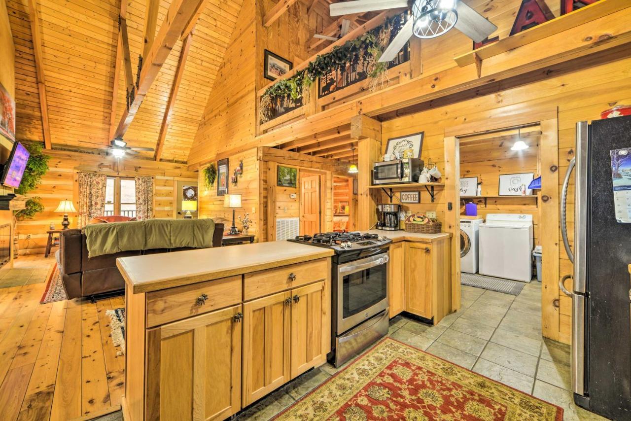 Quiet, Woodsy Retreat Deck And Kentucky Lake Access New Concord Luaran gambar